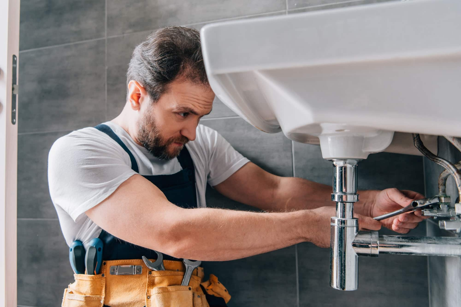 sewer line repair service
